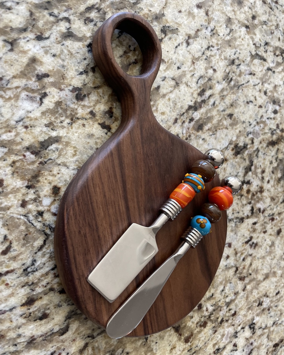 Walnut Cheese Board with Knife Set